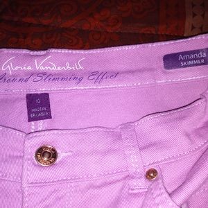 Gloria Vanderbilt Amanda skimmer size 10